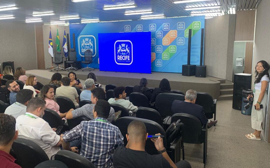 Reunião de integração de equipe, da Prefeitura do Recife